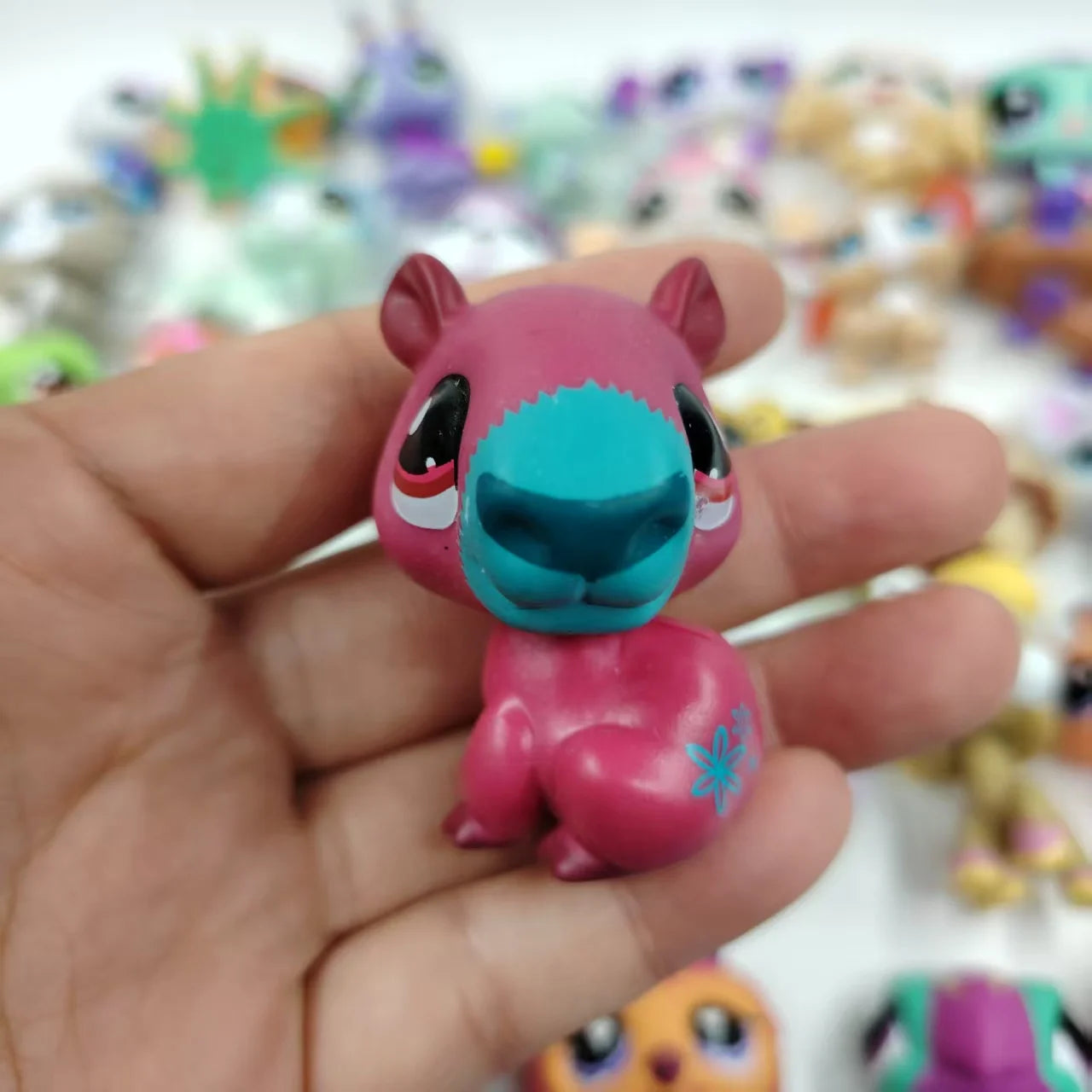 Original LPS Pet Toys Cute Animal Can Shake Head Kitten Collection Toys for Girls Christmas Birthday Gift