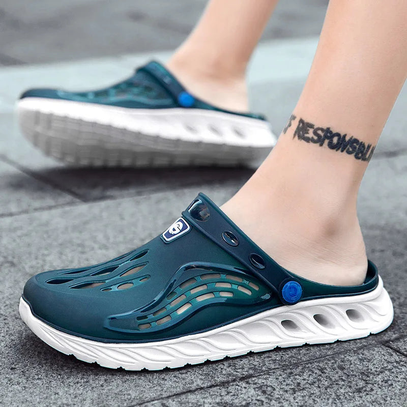 Summer Comfortable Men's Garden Clogs Male Outdoor EVA Injection Clogs Casual Sandal Men Beach Slippers Water Shoes Pool Sandals