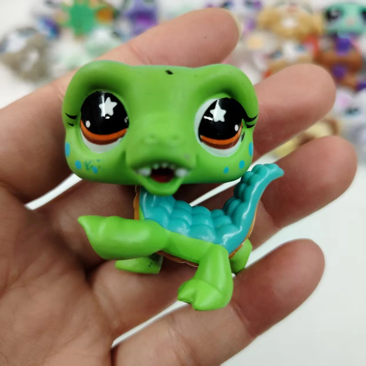 Original LPS Pet Toys Cute Animal Can Shake Head Kitten Collection Toys for Girls Christmas Birthday Gift