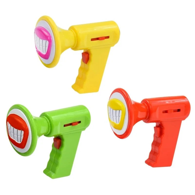 Voice Changer for Kids - Megaphone with 6 Sound Effects - Role-Playing Voice Speaker for Boys and Girls ﻿