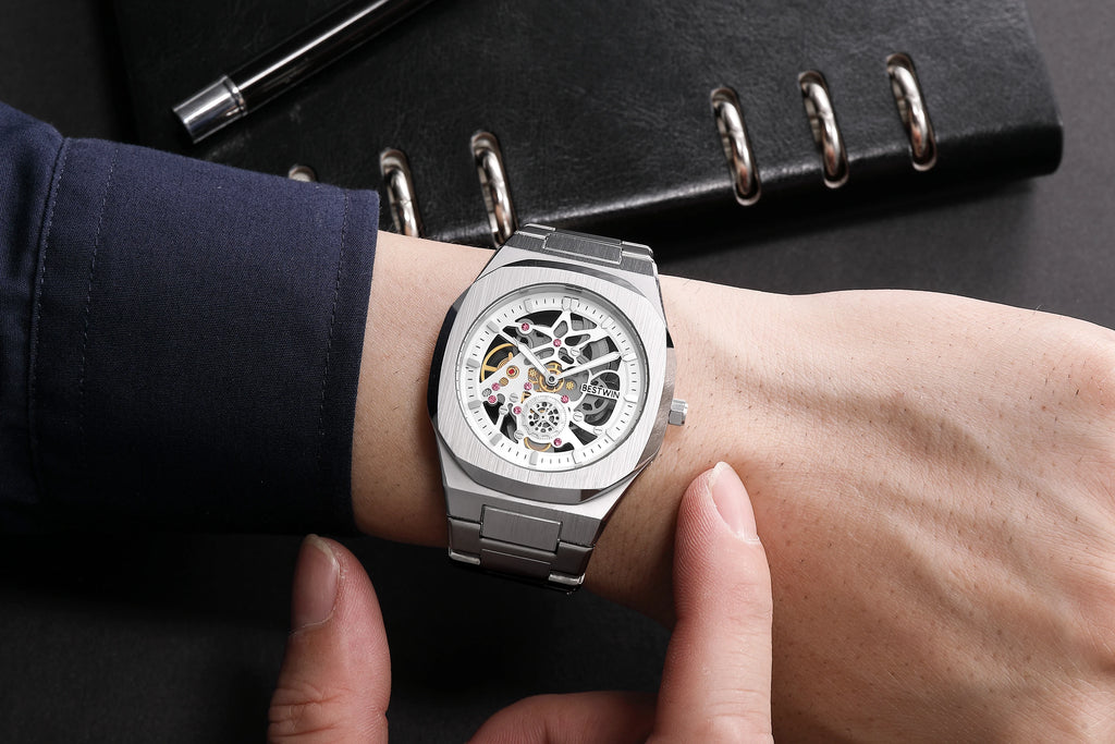 New Octagonal Design Quartz Wristwatches Men Golden Stainless Steel Dress Watch Date/Week Functions Luxury Diver's Clock Man