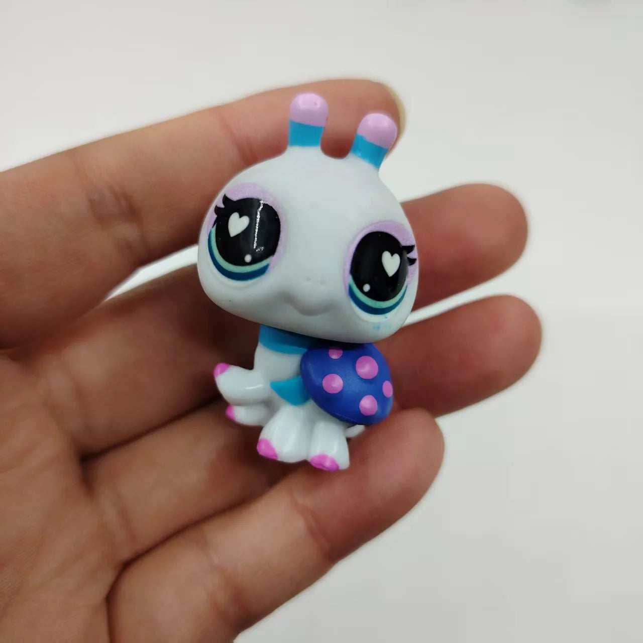 Original LPS Pet Toys Cute Animal Can Shake Head Kitten Collection Toys for Girls Christmas Birthday Gift