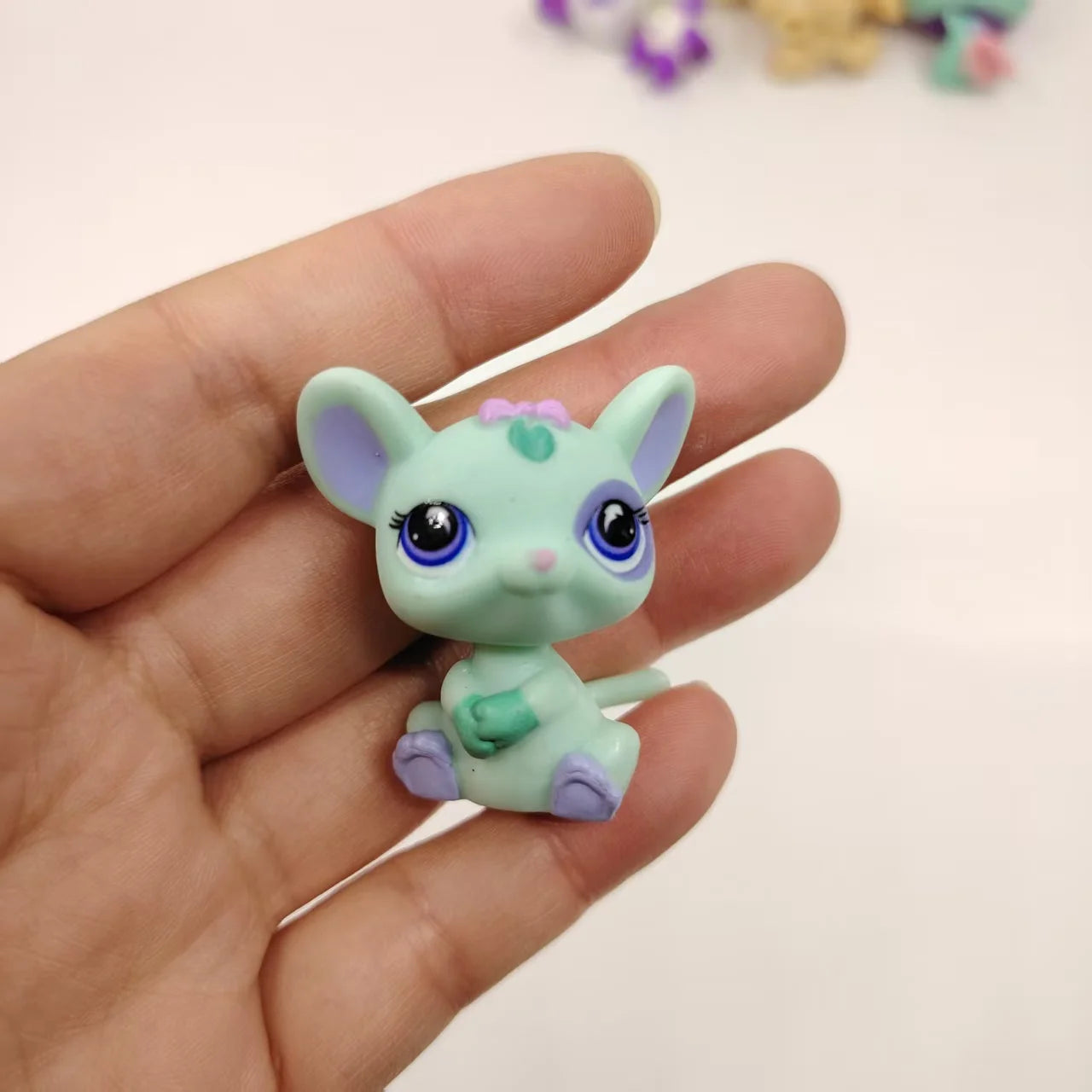 Original LPS Pet Toys Cute Animal Can Shake Head Kitten Collection Toys for Girls Christmas Birthday Gift