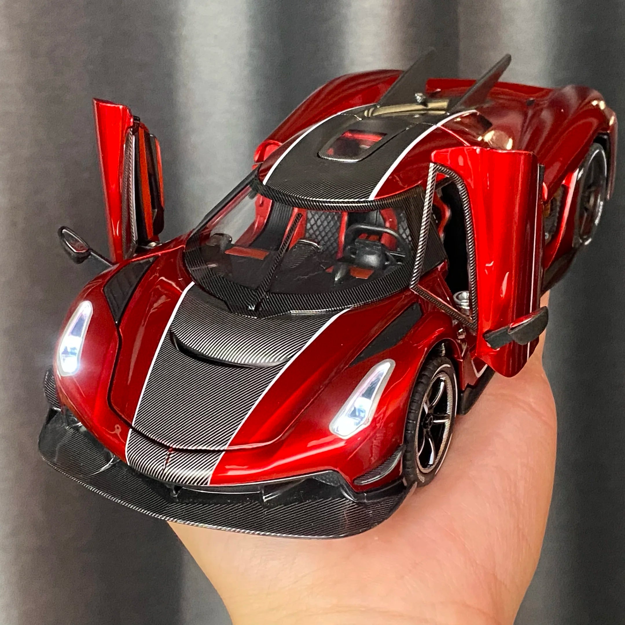 1:24 Jesko Absolut Supercar Alloy Metal Diecast Model Car Auto Accessories Store Central Control Screen Interior Ornaments Gifts