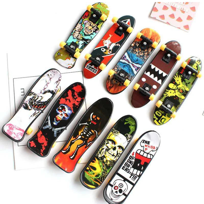 6PCS Finger Skatebords Fingerboard Small Toys For Boys Girls Birthday Party Favors Cool Gadgets Classroom Exchange Gifts